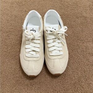 ALO Sunset Sneaker Sandstone Size 7.5